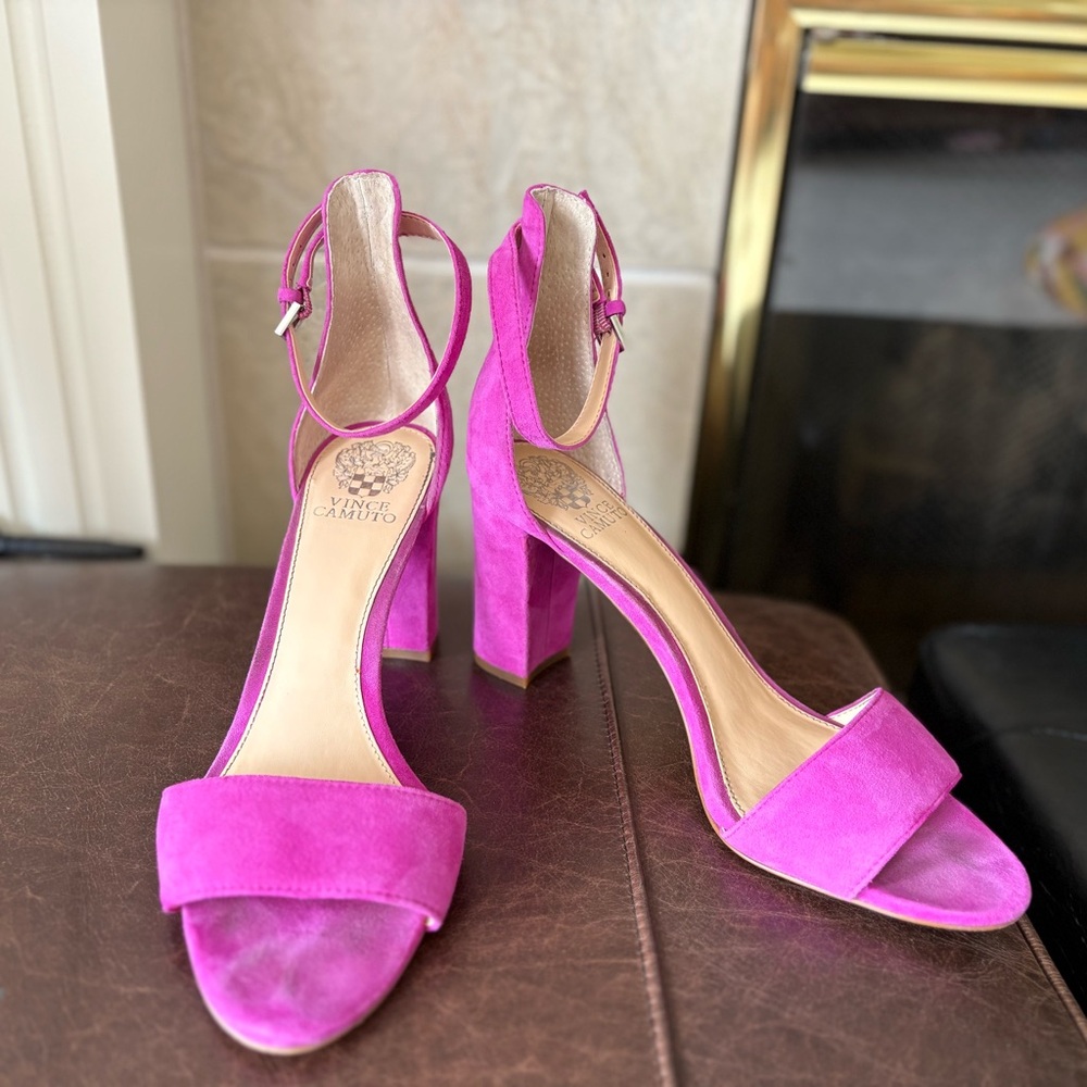 Vince Camuto Pink Suede Women's Heels Size 10M
